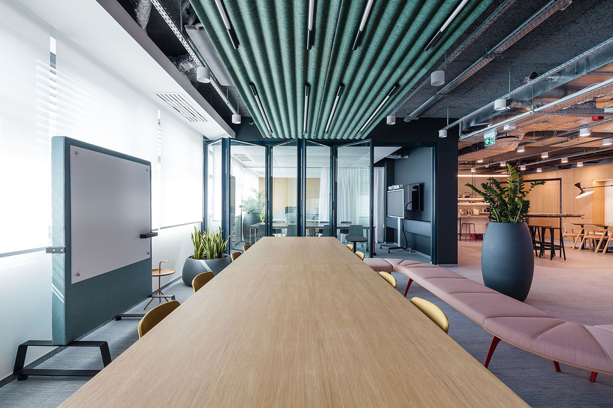 ý���ͷRTL������������λ���罻�糡